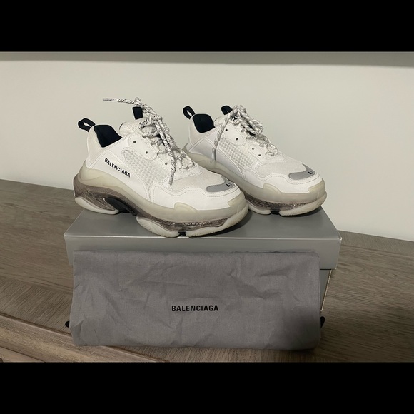 Balenciaga Triple S Mens Sneaker